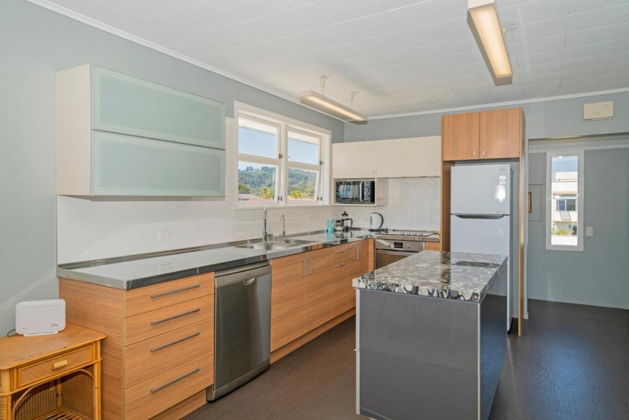 Rooftops Accommodation Whitianga Exteriör bild
