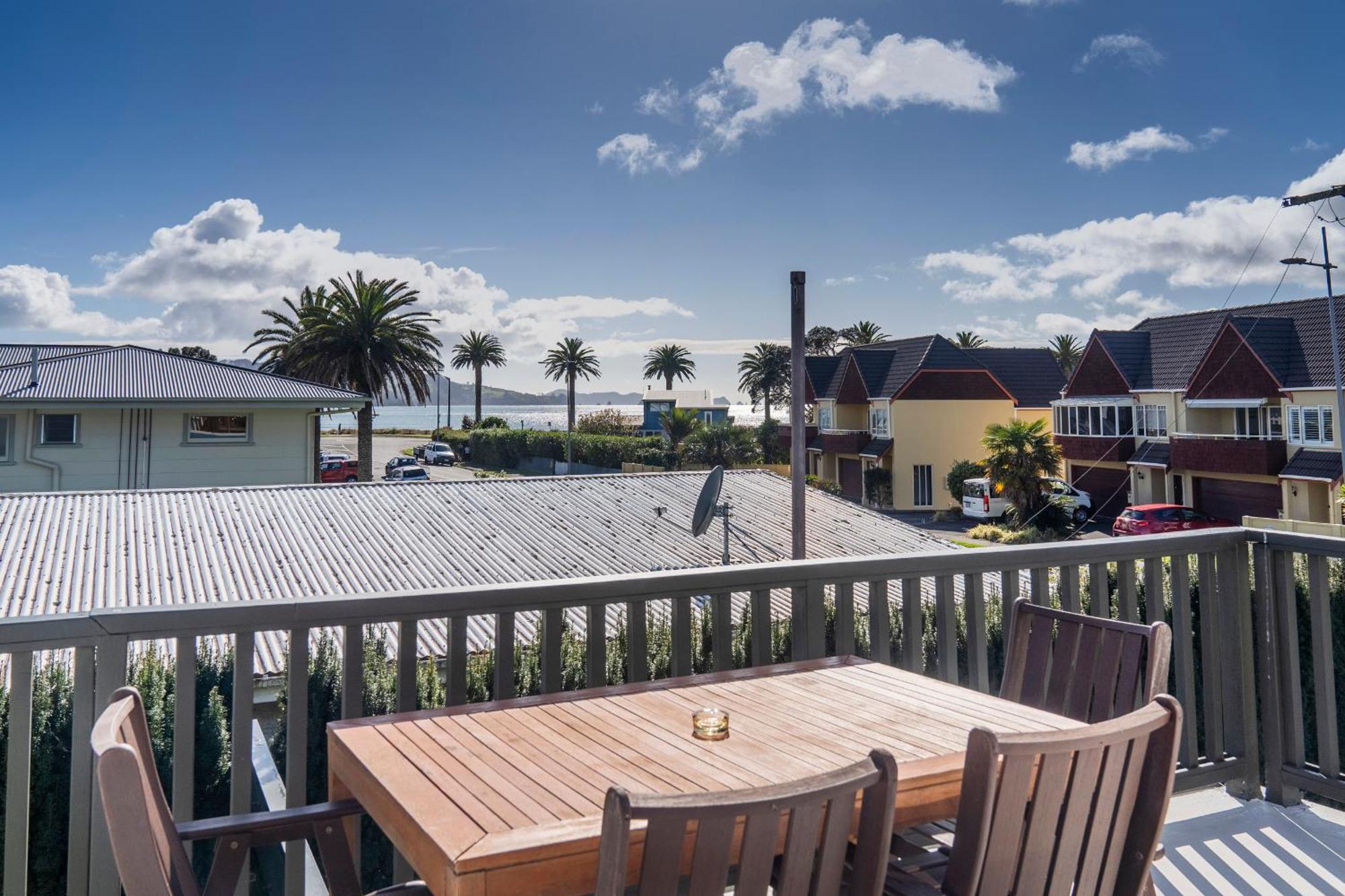 Rooftops Accommodation Whitianga Exteriör bild
